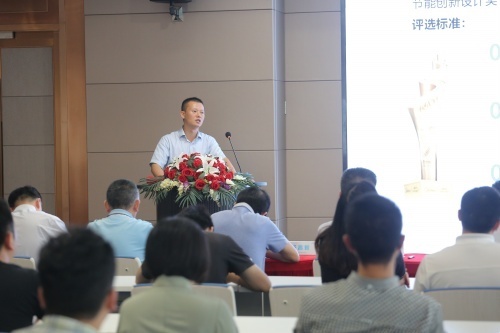 长沙克来沃美的暖通设备销售有限公司市场部负责人黄亚波介绍mdv